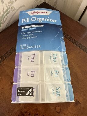 Walgreens Pill Organizer - Large 7 Day, 2 times a day - NEW. 14 Compartments